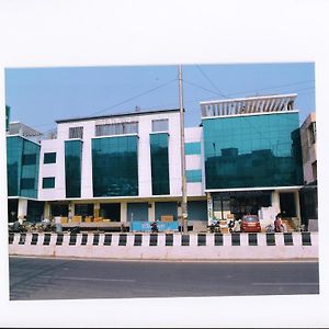 Hotel O Tajway Inn